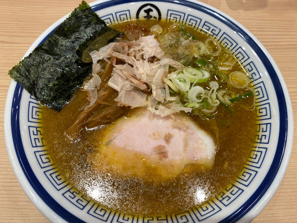 「ラーメン」@中華そば つけめん 玉 JR川崎タワー店の写真