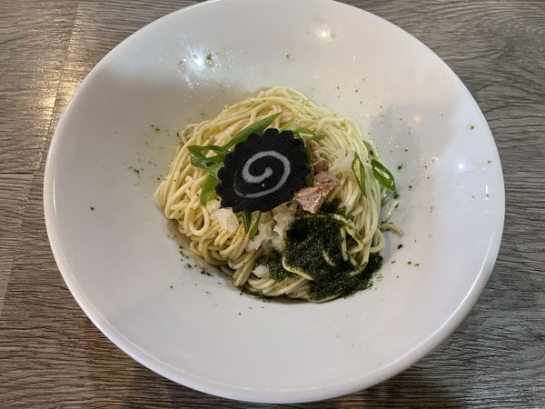 「大葉の和え玉」@ニボシラァメン コハクの写真