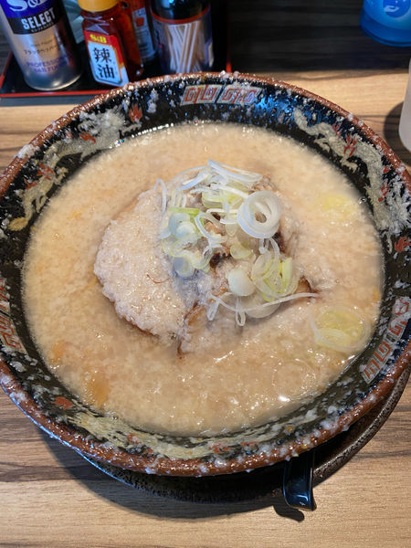 「特製らーめん➕大盛➕麺固め➕ニンニク多め」@らーめん 平太周 味庵 西大島店の写真