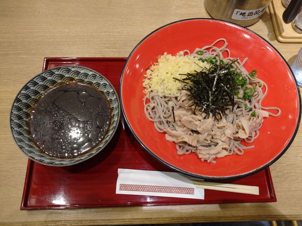 「ピリ辛肉つけ蕎麦＋大盛り」@そばえもん 大崎店の写真