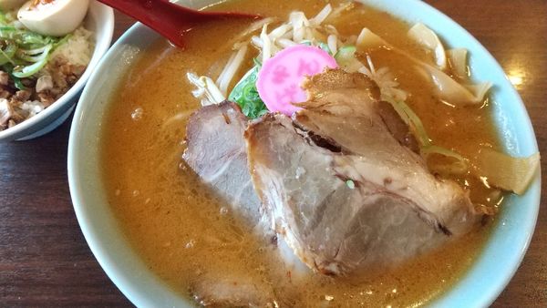 「味噌らーめん850円」@ラーメンさんぱち 本店の写真