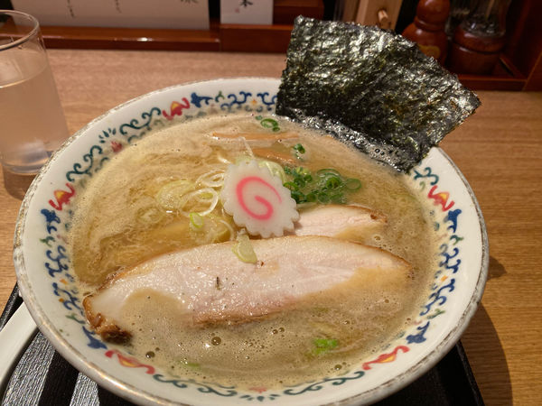 「濃厚煮干しそば」@中華そば 勝本の写真