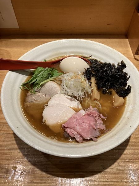 「特製焼きあごラーメン　大盛り」@焼きあご塩らー麺 たかはし 新宿本店の写真