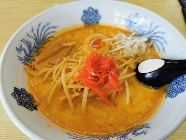 「牛乳みそカレーラーメン」@ラーメン武蔵の写真