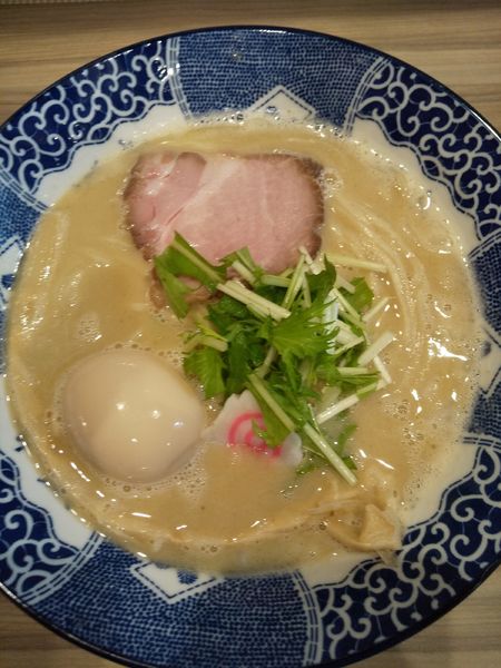 「鳥そば　塩（味玉2分の1付き）」@鳥そば 真屋の写真