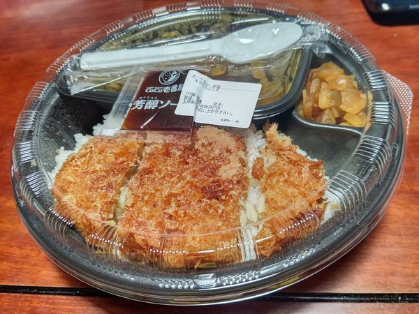 「キャベツメンチカツカレー(300g・中辛)948円」@CoCo壱番屋 高崎下之城店の写真