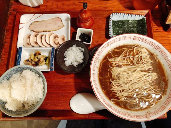 「茸マッシュルーム定食」@炭火焼濃厚中華そば 倫道の写真