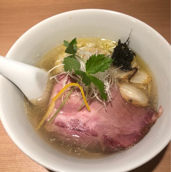 「【限定】貝出汁塩らぁめん」@らぁ麺 はやし田 新宿本店の写真