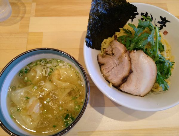「本丸塩つけ麺￥900＋肉ワンタン￥200＝￥1100」@横濱塩ら〜麺 本丸亭 川越店の写真