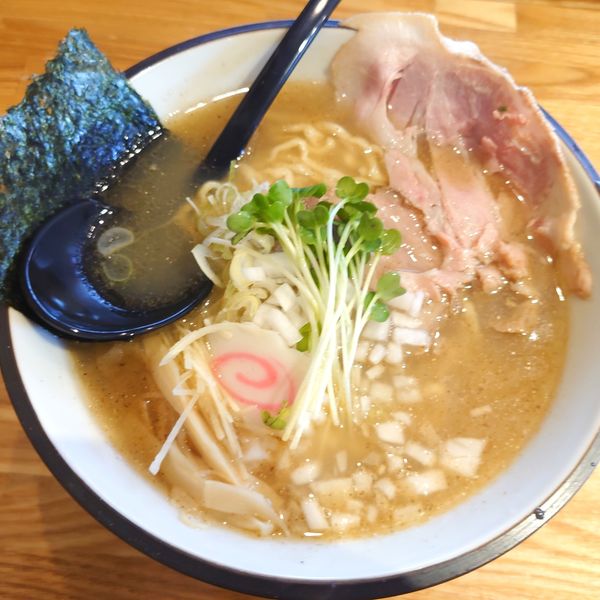 「中華そば（白）780円」@麺通 幹づ記の写真