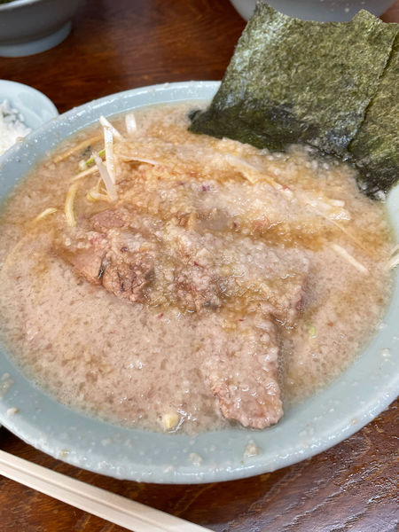 「ネギチャーシュー麺中盛り太麺コテコテ」@ラーメンショップ 牛久結束店の写真