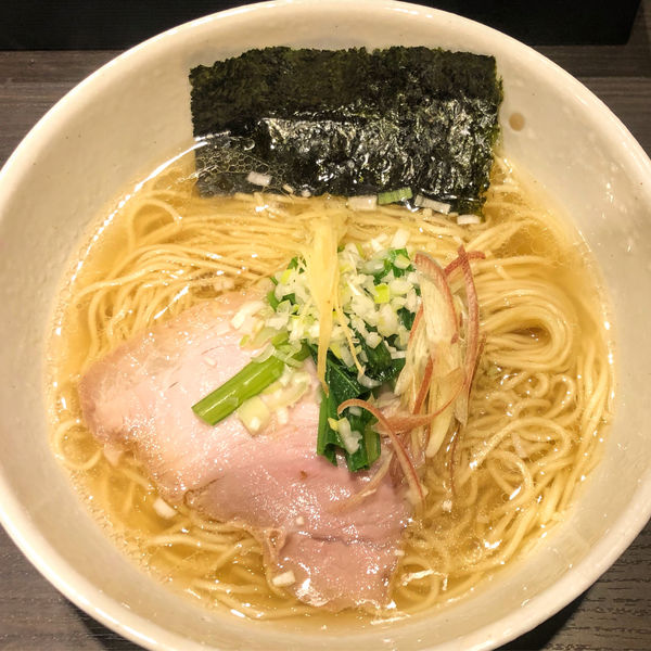 「いろいろ天然鯛の香味塩ラーメン1000円」@麺や 福一の写真