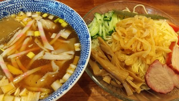 「冷やしワンタンつけそば・醤油（限定1000円、中盛無料）」@麺屋 悠の写真