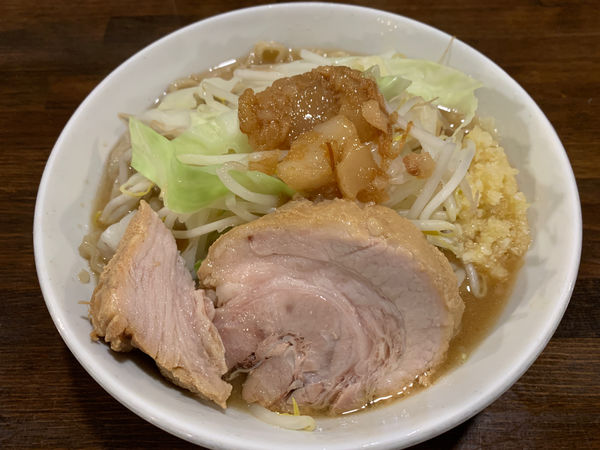 「豚ラーメン 並 ヤサイふつう ニンニクアブラマシ」@麺屋 善 渋谷道玄坂店の写真