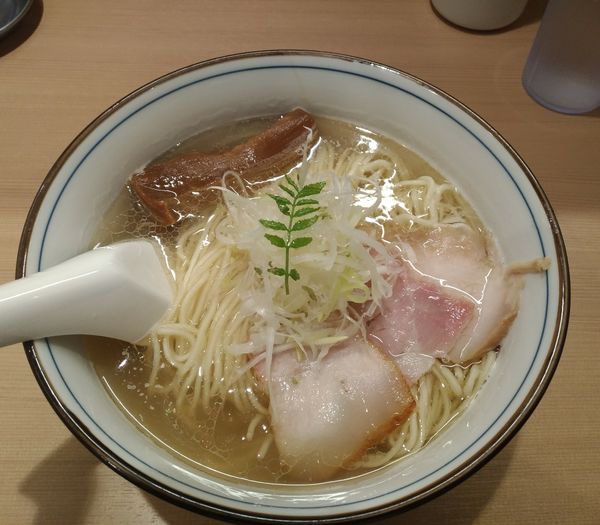 「のどぐろそば」@らぁ麺 くろ渦の写真