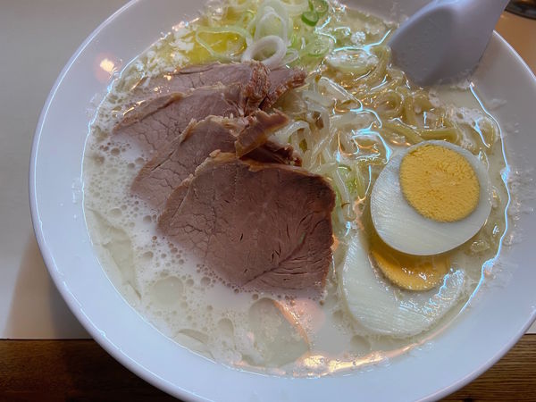 「牛乳ラーメン＋チャーシュー＋大盛り：680＋200＋100円」@札幌ラーメンこぐまの写真