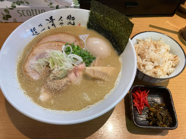 「特選濃厚鶏塩そば（1,000円）」@麺匠 清兵衛の写真