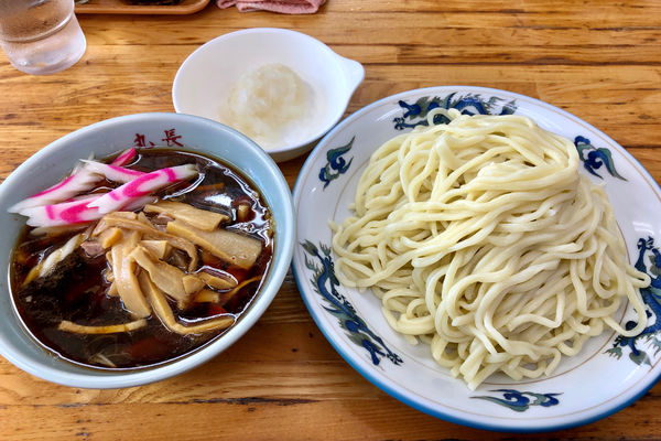「つけそば(中)900円+具増し150円+大根おろし50円」@丸長 坂戸店の写真