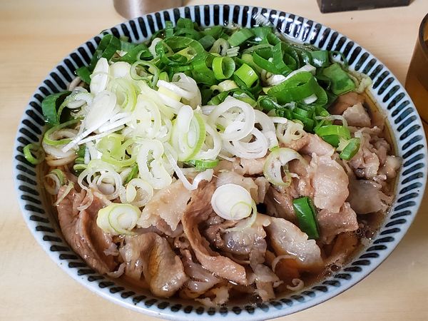 「肉そば・葱増し」@相州そば 関内本店の写真