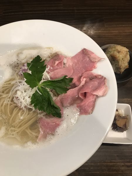 「貝だし塩、サービスおむすび、ゴロゴロチャーシュー丼」@NOODLE MEISTER 源九 GENKの写真