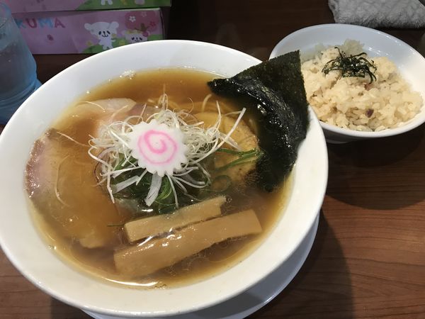 「煮干中華そば 770円 煮干めし 100円」@中華そば 味万の写真