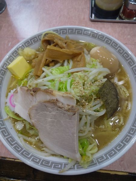 「中華そば(小)700円塩変更30円野菜120円バター50円」@所沢大勝軒の写真