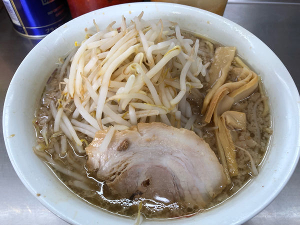 「モヤシラーメン　950円」@ホープ軒 千駄ヶ谷本店の写真
