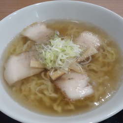 日本海藻塩ラーメン
