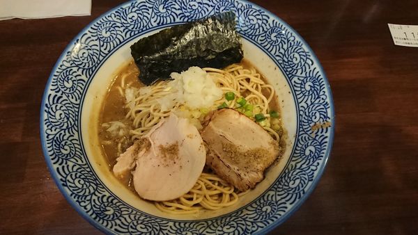 「濃厚煮干そば」@煮干し中華蕎麦 山崎の写真