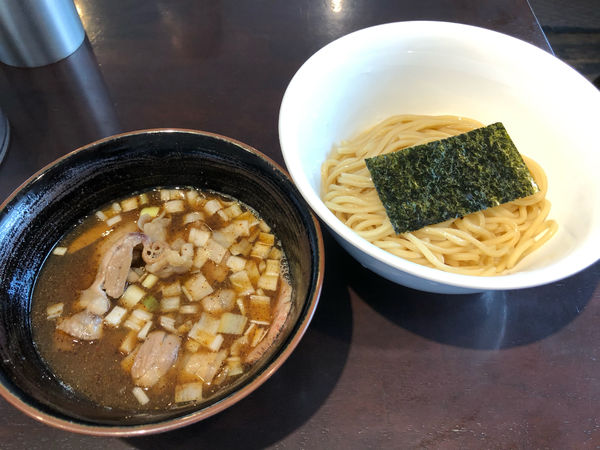 「肉盛りつけ麺」@つけ麺 麦の香の写真