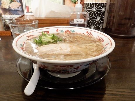 「尾道ラーメン」@尾道ラーメン壱番館 新宿御苑店の写真