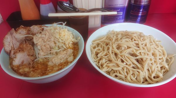 「大豚つけ麺  野菜  ニンニク  油」@ラーメン二郎 中山駅前店の写真