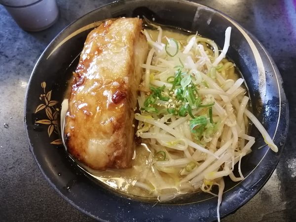 「小豚骨らーめん(200g)」@らーめん 絆の写真