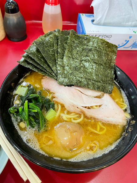 「らーめん中　味玉　ライス　のり」@杉田家 千葉祐光店の写真