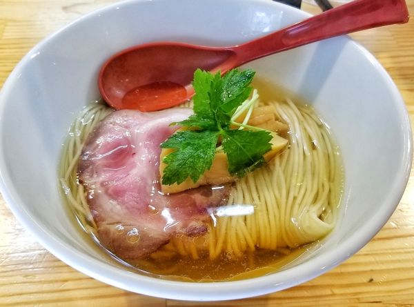 「(竹)中華そば 白醤油」@自家製麺 くろ松の写真