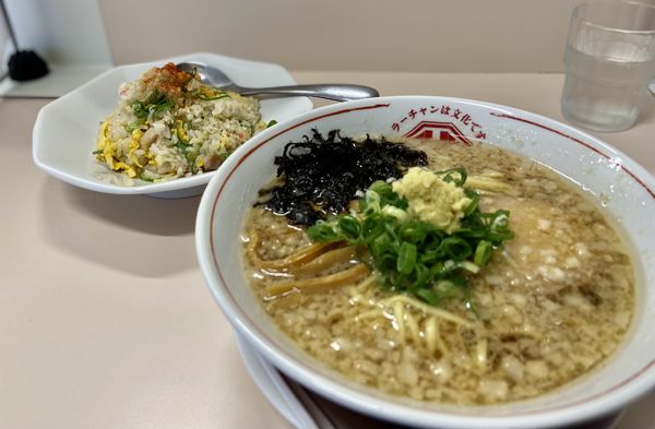 「☆背脂生姜ラーメンと半チャーハン☆」@ラーチャン専門 我武者羅 蒲田店の写真