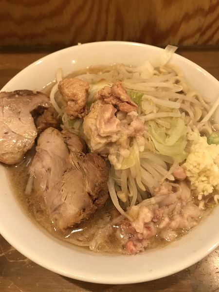「小豚ラーメン、ニンニク、アブラ、カラメ」@ラーメン二郎 前橋千代田町店の写真