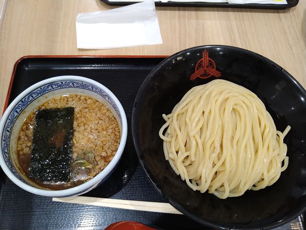 「背脂つけ麺　中」@つけ麺専門店 三田製麺所 セブンパークアリオ柏店の写真