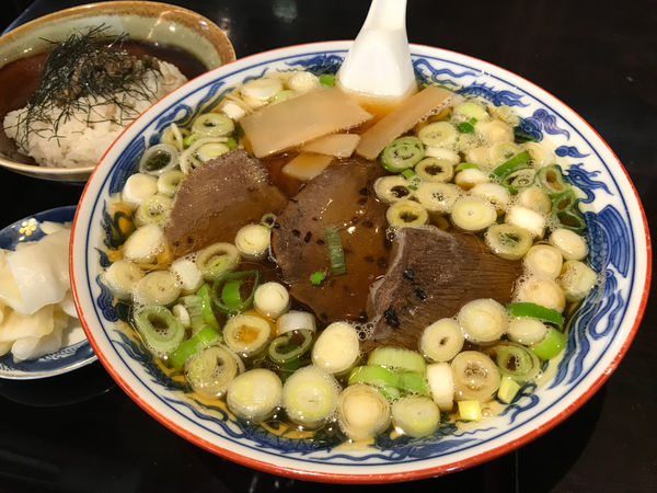 「牛タンラーメンセット　1155円」@たんや善治郎 仙台駅 駅前本店の写真