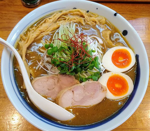 「【7周年記念メニュー】カレーラーメン＋ミニライス＝￥850」@麺屋 鶏口の写真