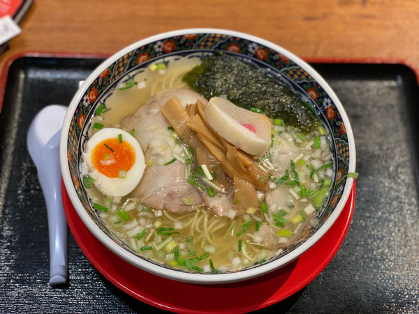 「函館ラーメン」@麺厨房あじさい 横浜ハンマーヘッド店の写真