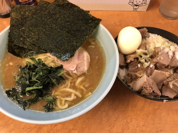 「ラーメン固め多め　賄い飯」@家系中華蕎麦 家道の写真