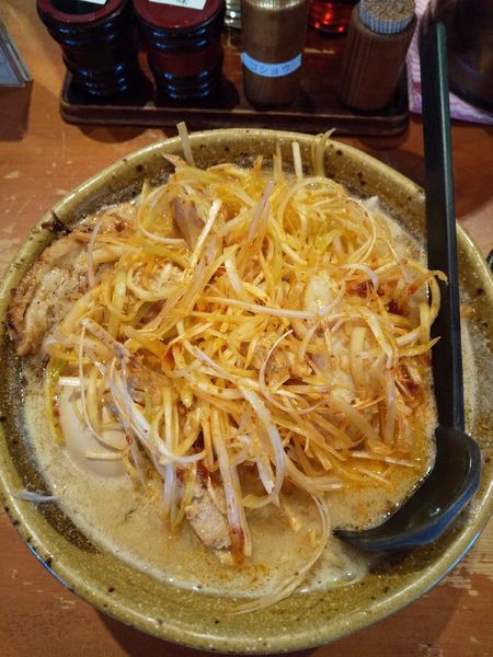 「九州麦味噌　肉ネギラーメン（炙りチャーシュー・味玉付き）」@蔵出し味噌 麺屋 壱正 各務原店の写真