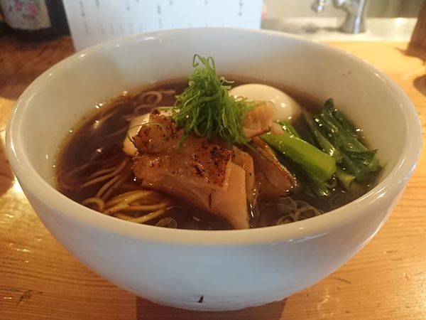 「特製地鶏中華そば 醤油」@麺処 図鑑の写真