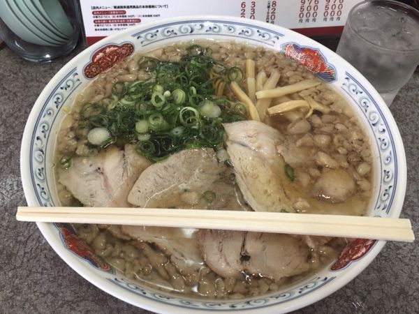 「中華そば特盛背脂多め」@つたふじ 福山支店の写真