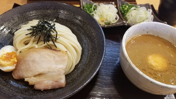 「濃厚海老つけ蕎麦　並　ネギトッピング」@つけ蕎麦 中華蕎麦 尚念 南松本店の写真