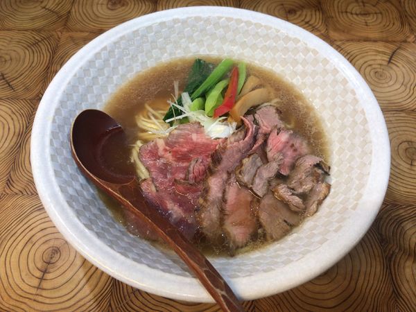「牛骨あっさりラーメン　しょうゆ」@麺榮 王様のラーメンの写真