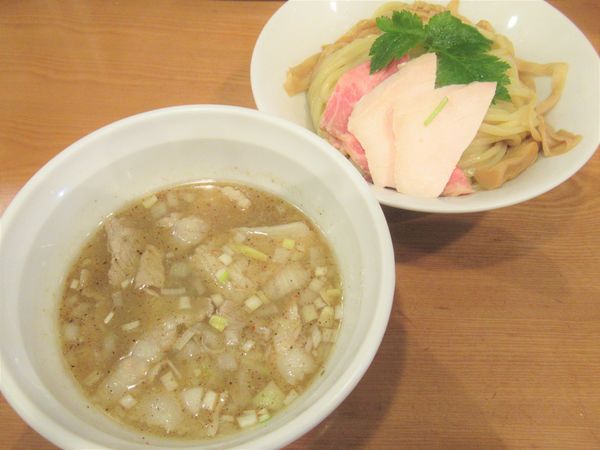 「ガーリック肉塩つけ麺（980円）」@つけめん桜坂の写真