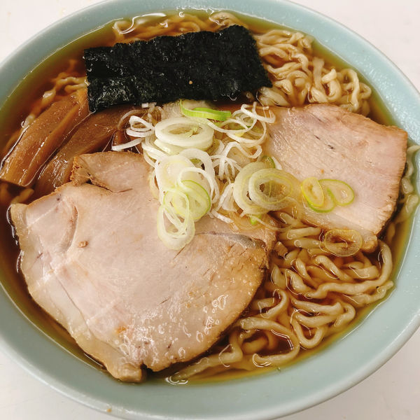 「ラーメン 650円 煮豆腐 170円」@秀来軒の写真