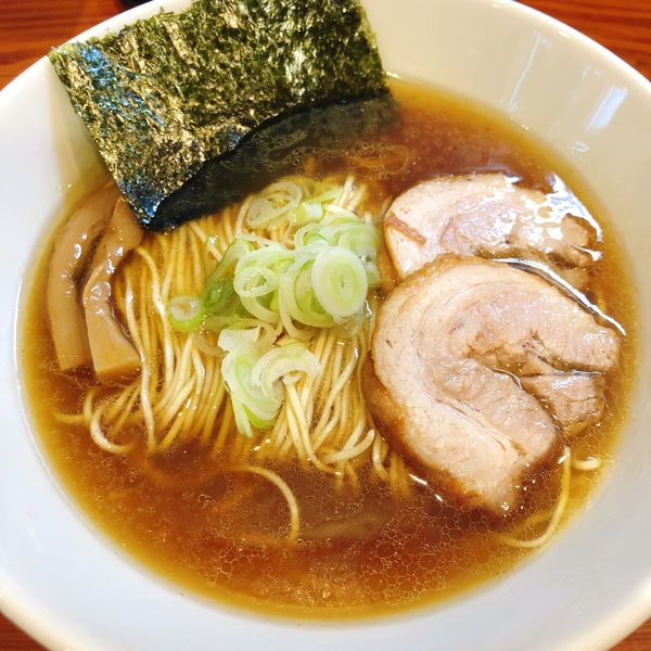 「伊達鶏と鯛煮干のラーメン 800円」@麺＆cafe Coi.Coi.の写真